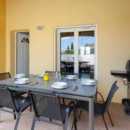 Chez Morgane - Charmante Maison Familiale Proche Des Remparts ヴィラ エーグ・モルト